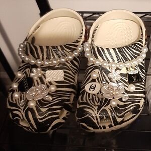 Like NEW Women's CROCS